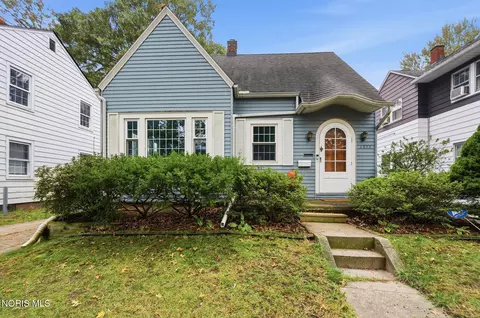 2525 Georgetown Ave, Toledo, OH 43613