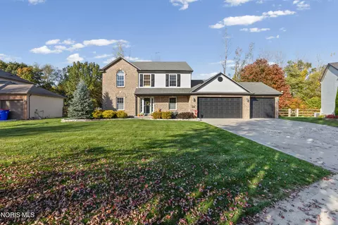 507 Whisperwood Pkwy, Holland, OH 43528