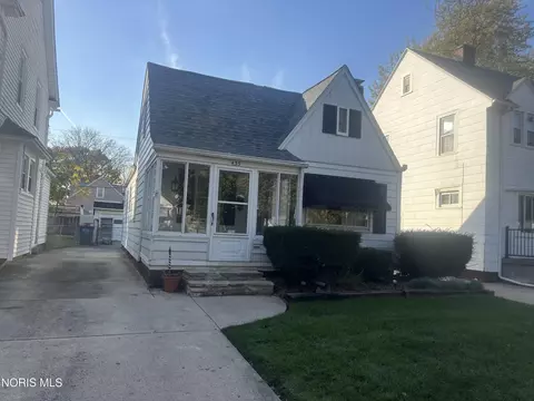 4435 Walker Ave, Toledo, OH 43612