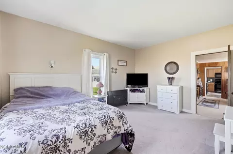 Bedroom - 9196 Milton Rd, Custar, OH 43511 photo 2 of 5