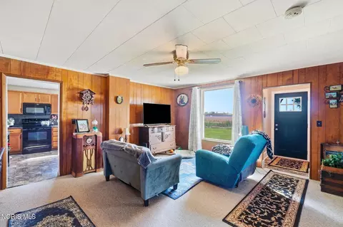 Living - 9196 Milton Rd, Custar, OH 43511 photo 1 of 2