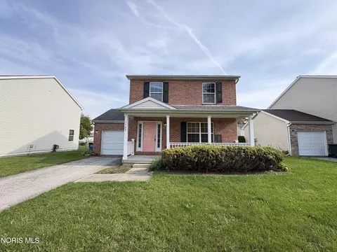 1107 Country Creek Ln, Toledo, OH 43615