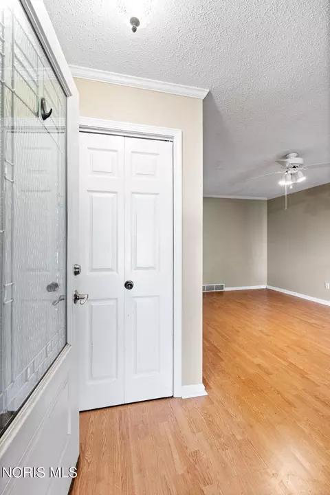 Entry Way - 1241 Applegate St, Waterville, OH 43566 photo 1 of 2
