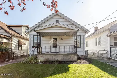 1946 Genesee St, Toledo, OH 43605