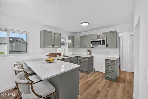 Kitchen - 29882 Tracy Rd, Walbridge, OH 43465 photo 1 of 5