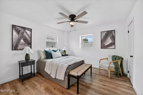 Bedroom - 29882 Tracy Rd, Walbridge, OH 43465 photo 1 of 4
