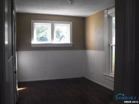 229 Third St, Upper Sandusky, OH 43351 photo 2