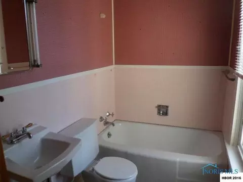 504 North, Ada, OH 45810 photo 6