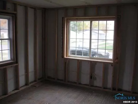 211 Wayne St, Dunkirk, OH 45836 photo 6