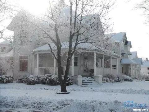 137 8th St, Upper Sandusky, OH 43351 photo 4
