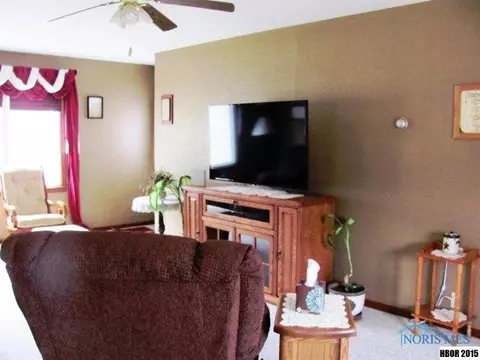 736 Marseilles Ave, Upper Sandusky, OH 43351 photo 9