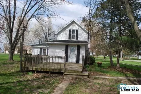 601 Maple St, Deshler, OH 43516 photo 4