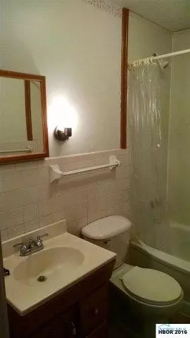 416 Johnson, Ada, OH 45810 photo 3