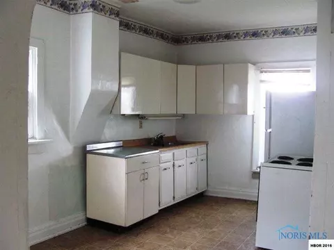 1060 Wyandot Ave, Upper Sandusky, OH 43351 photo 14