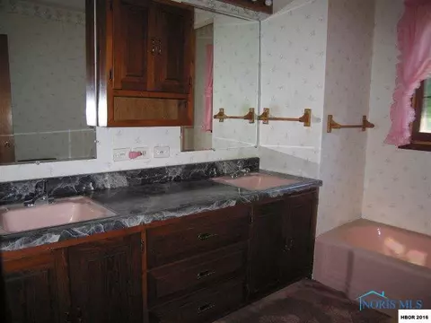 414 Goodbread, Nevada, OH 44849 photo 4