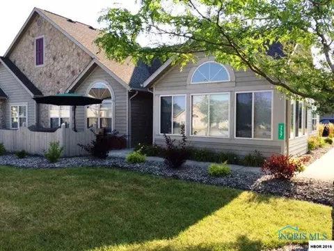 7737 Point Dr #5, Findlay, OH 45840 photo 1