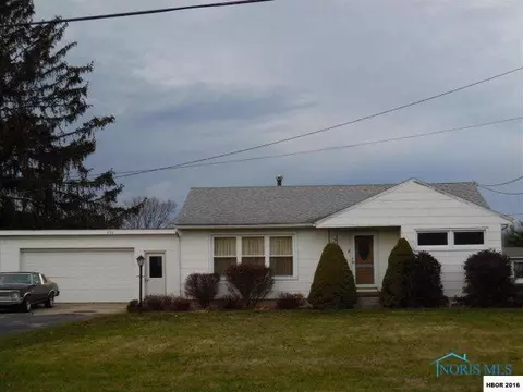 202 Berry St, Upper Sandusky, OH 43351 photo 1