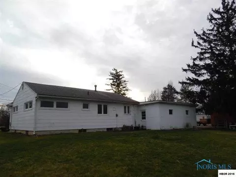 202 Berry St, Upper Sandusky, OH 43351 photo 3