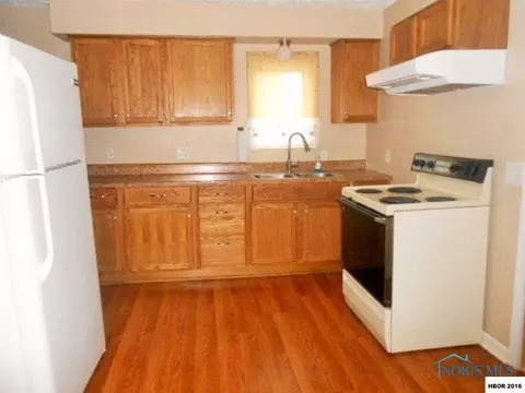 414 Ohio St, Leipsic, OH 45856 photo 3