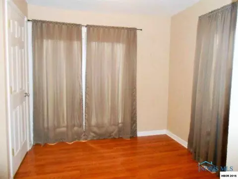 414 Ohio St, Leipsic, OH 45856 photo 5