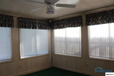 318 Finley St, Upper Sandusky, OH 43351 photo 1
