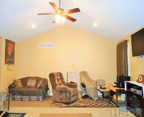 101 Ruby Rd, Ottawa, OH 45875 photo 8