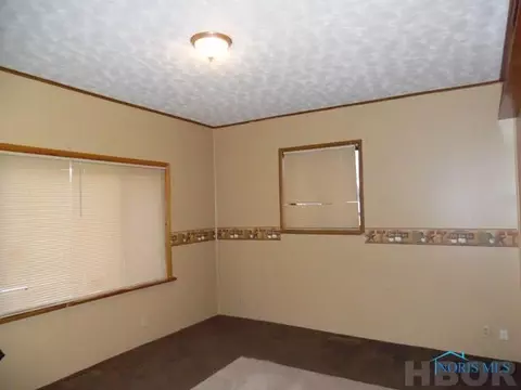204 E Main St, Vanlue, OH 45890 photo 2