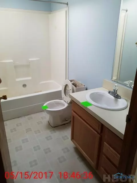 323 Holmes, Deshler, OH 43516 photo 7