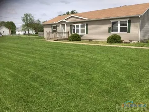 323 Holmes, Deshler, OH 43516 photo 1