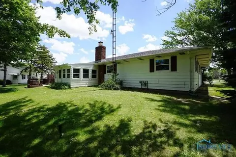 345 Pinebrook Ct, Mccomb, OH 45858 photo 4