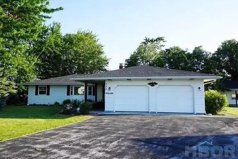 345 Pinebrook Ct, Mccomb, OH 45858 photo 2