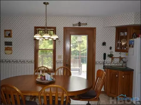 237 Yates Ave, Findlay, OH 45840 photo 11