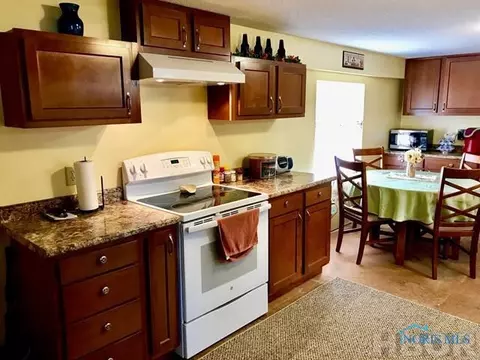 114 E Water St, Kalida, OH 45853 photo 4
