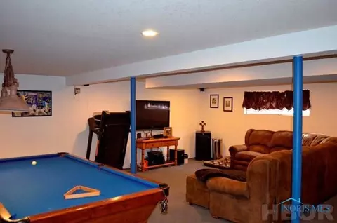 1901 Cool Rd, Lima, OH 45801 photo 2