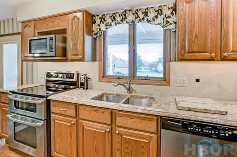 3124 Saddlebrook Dr, Findlay, OH 45840 photo 9