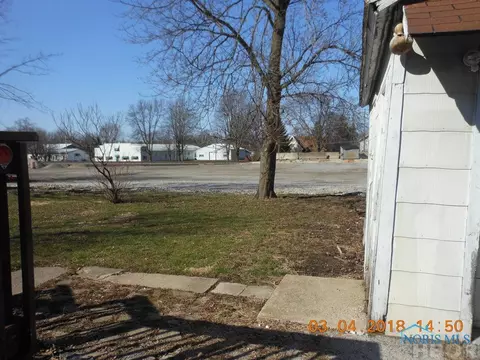 128 Main, Mccomb, OH 45858 photo 3