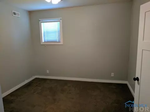 400 S Main St, Dunkirk, OH 45836 photo 10