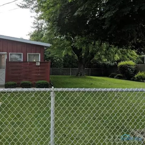 231 Yates Ave, Findlay, OH 45840 photo 14