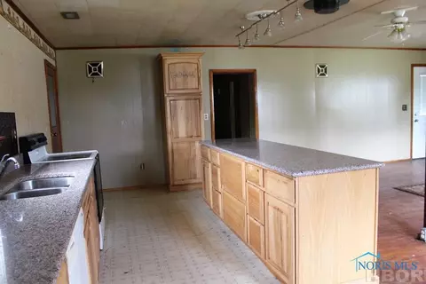 20258 Main St, Upper Sandusky, OH 43351 photo 7