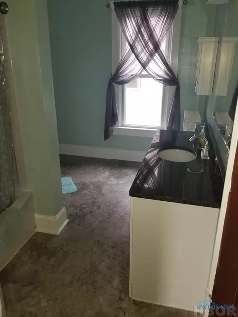 429 Main, Ada, OH 45810 photo 14