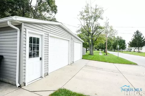 607 Edith Ave, Findlay, OH 45840 photo 5