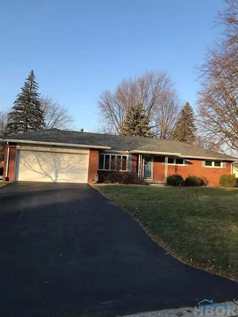 1012 Brookview Ct, Findlay, OH 45840 photo 1