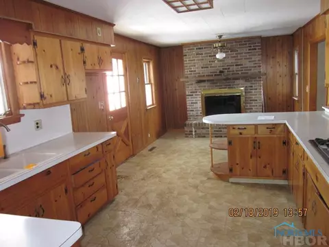 226 Maple, Deshler, OH 43516 photo 4