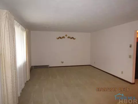 633 Baker Ct, Upper Sandusky, OH 43351 photo 8
