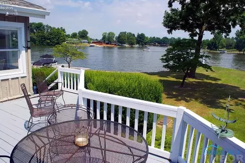 918 Evergreen Cir, Willard, OH 44890 photo 5