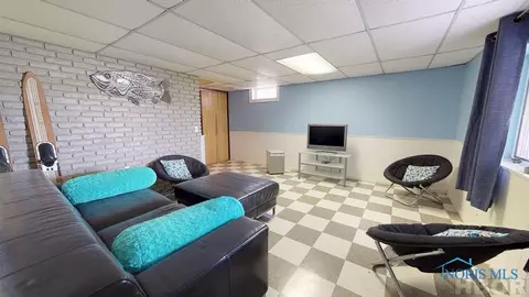 918 Evergreen Cir, Willard, OH 44890 photo 28