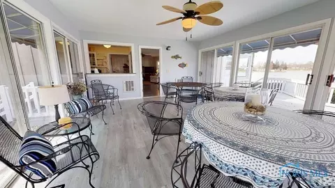 918 Evergreen Cir, Willard, OH 44890 photo 27