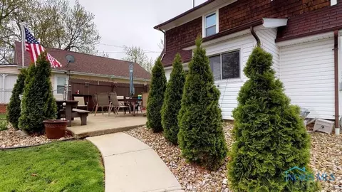 629 Maplewood, Willard, OH 44890 photo 15