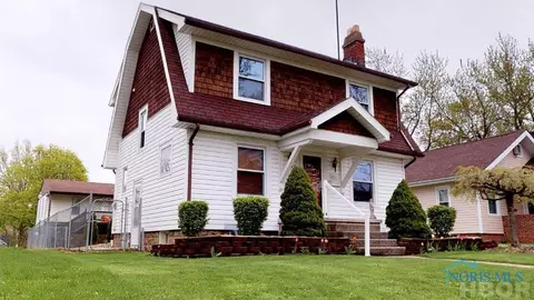 629 Maplewood, Willard, OH 44890 photo 1