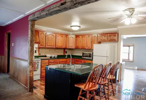 123 Meadow Dr, Mccomb, OH 45858 photo 5